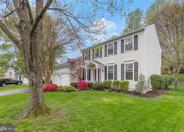 Property at 26 Blossom Wood Ct, Stafford, VA 22554, 5 beds, 3.5 baths