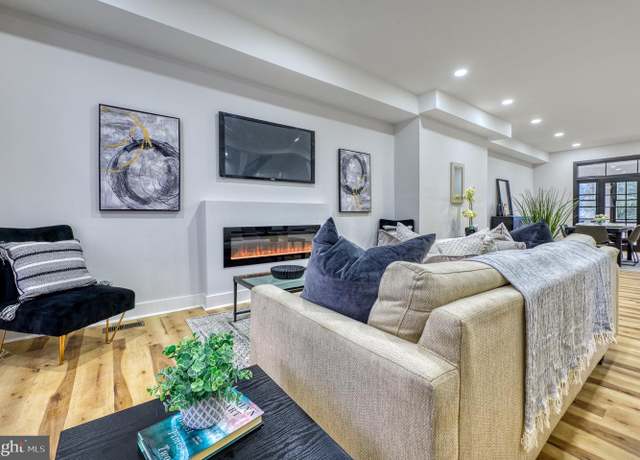 Property at 2303 Harlem Ave, Baltimore, MD 21216, 5 beds, 3.5 baths