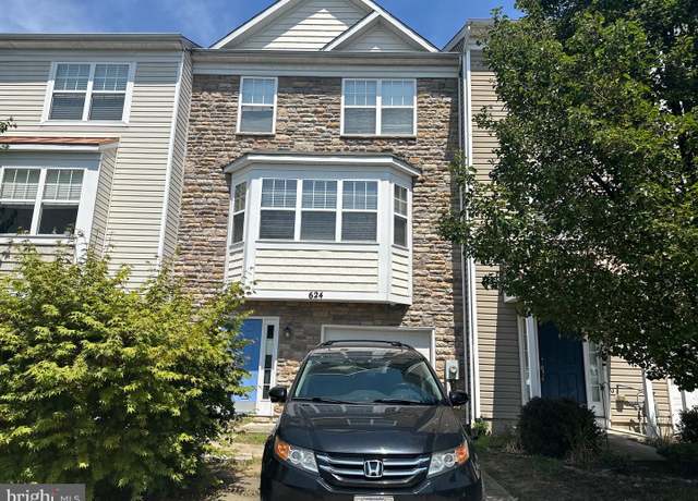 Property at 624 Burr Oak Ct, Prince Frederick, MD 20678, 4 beds, 3.5 baths