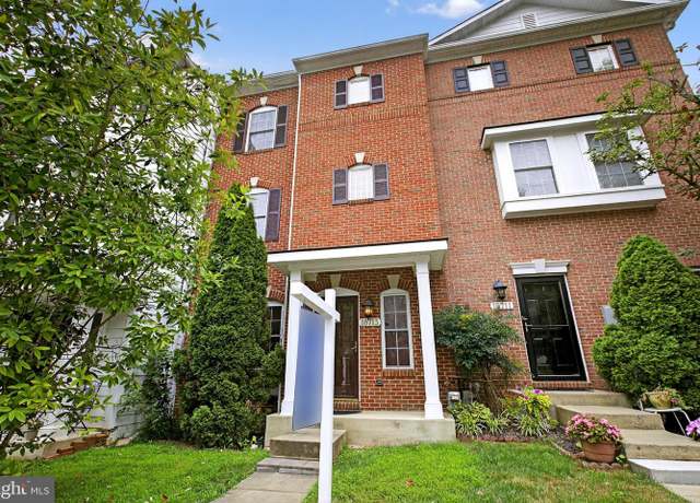 Property at 18713 Falling River Dr, Gaithersburg, MD 20879, 4 beds, 3.5 baths