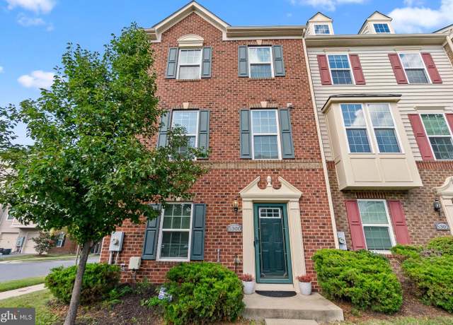 Property at 5300 Davis Point Ln, Greenbelt, MD 20770, 4 beds, 4.5 baths