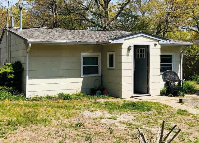 Property at 11 Central, Waretown, NJ 08758, 2 beds, 2 baths