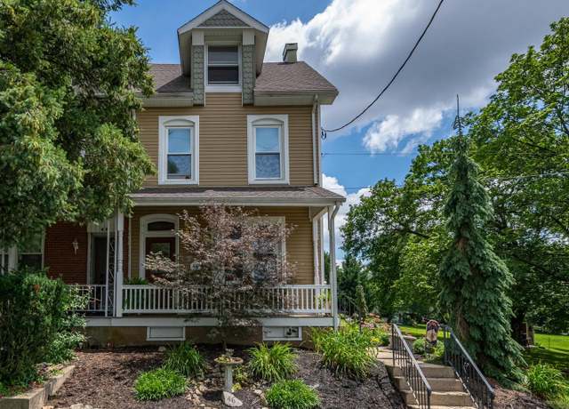 Property at 46 Seminary Ave, Reading, PA 19605, 3 beds, 1 bath