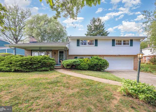 Property at 1711 Cedar Cliff Dr, Camp Hill, PA 17011, 4 beds, 2.5 baths