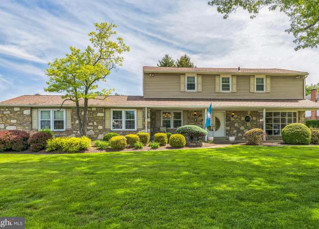 Property at 3883 Sheffield Dr, Huntingdon Valley, PA 19006, 5 beds, 3.5 baths