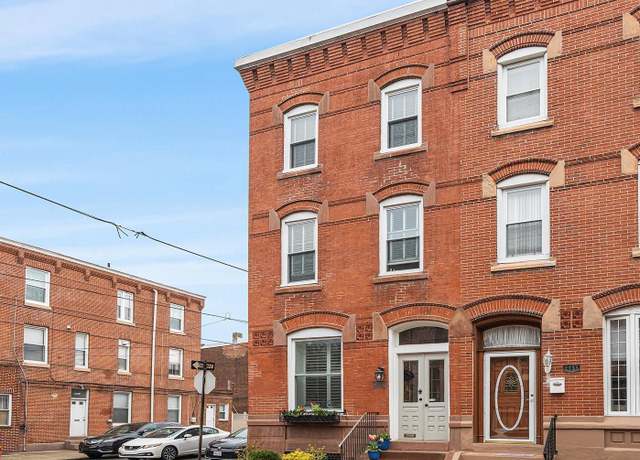 Property at 2737 Brown St, Philadelphia, PA 19130, 4 beds, 3.5 baths