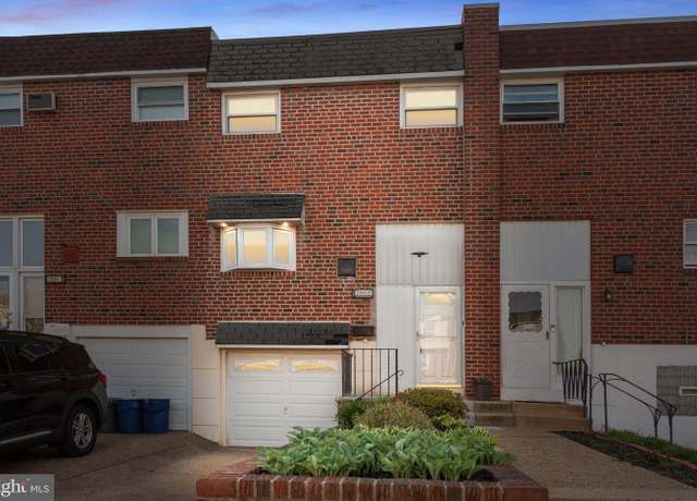 Property at 3502 Wessex Ln, Philadelphia, PA 19114, 3 beds, 1.5 baths
