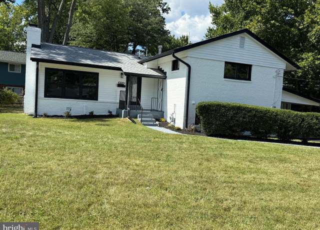 Property at 4722 Bristow Dr, Annandale, VA 22003, 4 beds, 3.5 baths