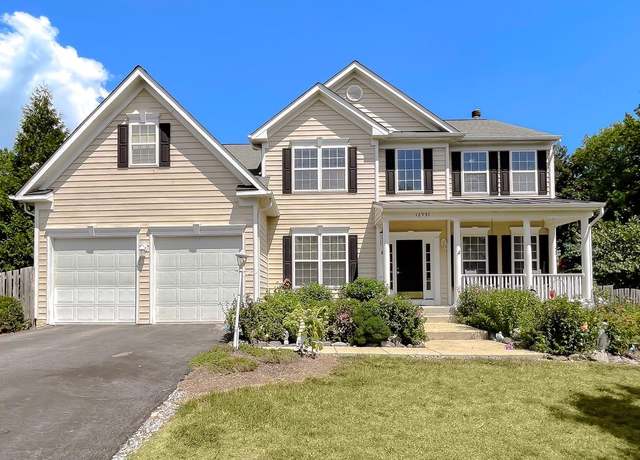 Property at 16931 Richmond Ct, King George, VA 22485, 3 beds, 2.5 baths