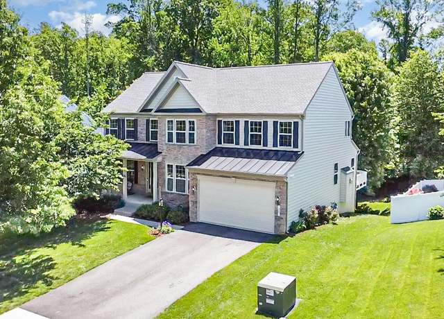 Property at 21 Berea Knolls Dr, Fredericksburg, VA 22406, 5 beds, 3.5 baths
