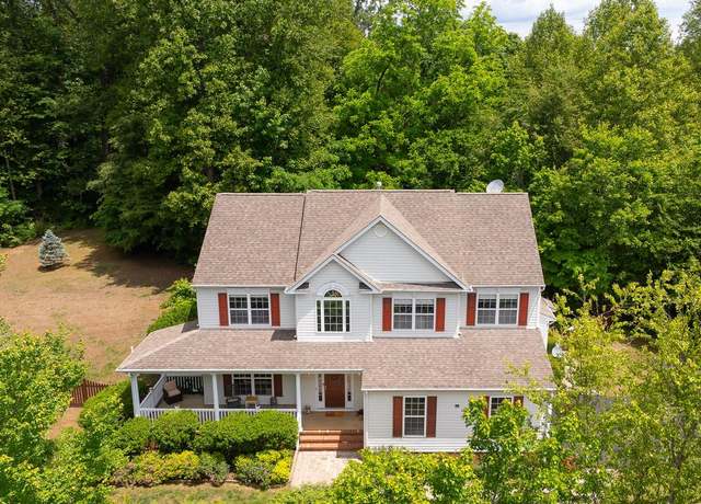 Property at 10 River Farm, Fredericksburg, VA 22405, 5 beds, 2.5 baths