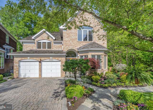 Property at 10321 Thornbush Ln, Bethesda, MD 20814, 5 beds, 4.5 baths