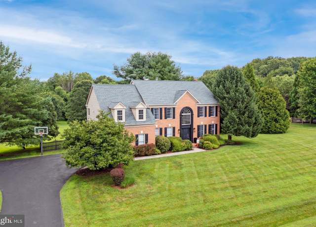 Property at 14213 Cervantes Ave, Darnestown, MD 20874, 5 beds, 3.5 baths