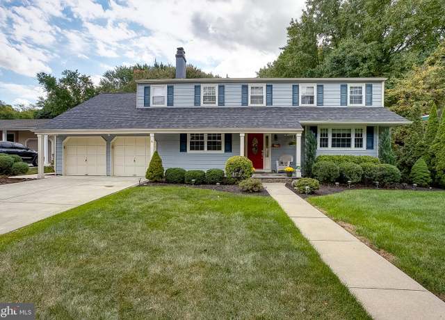Property at 233 Hamilton Rd, Marlton, NJ 08053, 4 beds, 2.5 baths