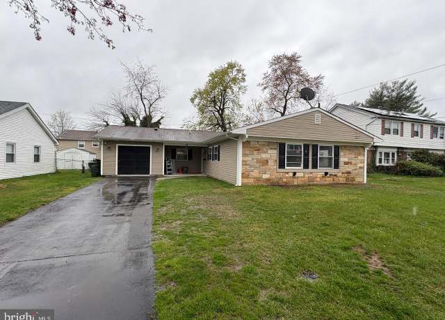 Property at 47 Elmwood Ln, Willingboro, NJ 08046, 4 beds, 2 baths