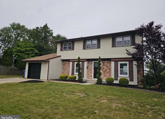 Property at 102 Forrest Dr, Turnersville, NJ 08012, 4 beds, 1.5 baths