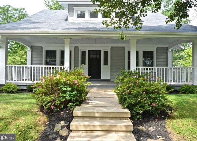 Property at 404 Burd St, Pennington, NJ 08534, 4 beds, 3.5 baths