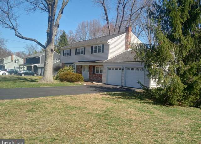 Property at 292 Springdale Ter, Yardley, PA 19067, 4 beds, 2.5 baths