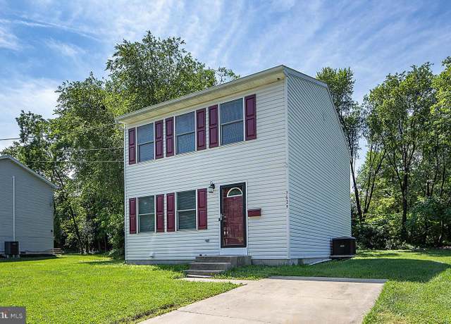 Property at 3629 Brookfield Rd, Harrisburg, PA 17109, 3 beds, 1.5 baths