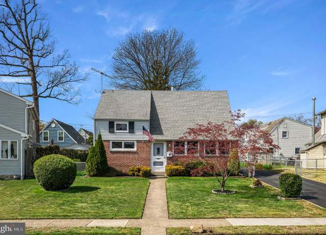 Property at 807 Cricket Rd, Clifton Heights, PA 19018, 2 beds, 1.5 baths