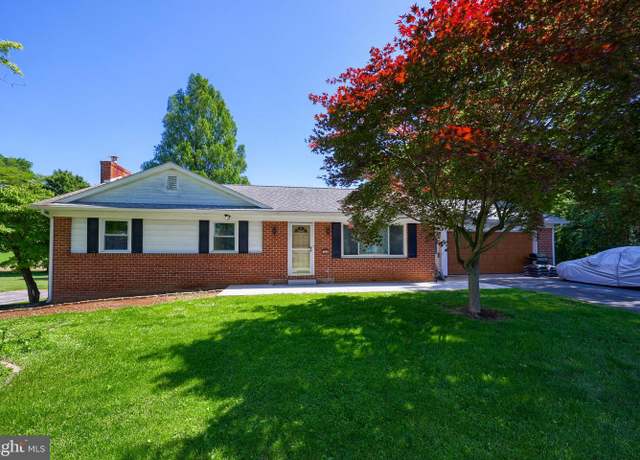 Property at 339 Shetland Dr, Lancaster, PA 17601, 3 beds, 1.5 baths