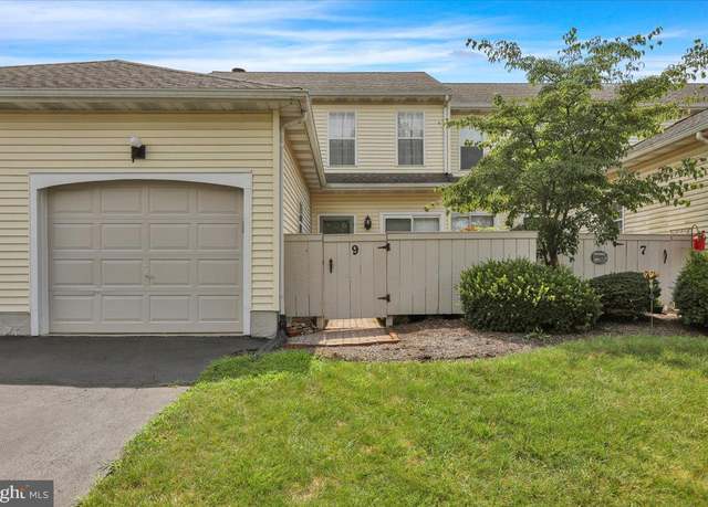 Property at 9 Spring Walk Ct, Lancaster, PA 17601, 3 beds, 1.5 baths