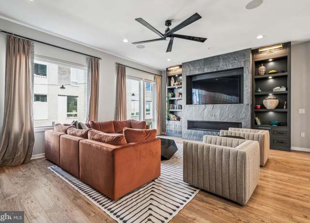 Property at 3206 Birchview Walk, Philadelphia, PA 19125, 5 beds, 4 baths