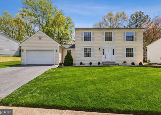 Property at 13738 Cabells Mill Dr, Centreville, VA 20120, 3 beds, 2.5 baths