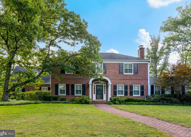 Property at 3215 Juniper Ln, Falls Church, VA 22044, 4 beds, 3.5 baths