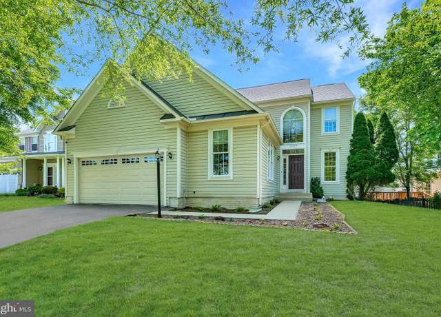 Property at 18722 Timoney Ct, Leesburg, VA 20176, 4 beds, 3.5 baths