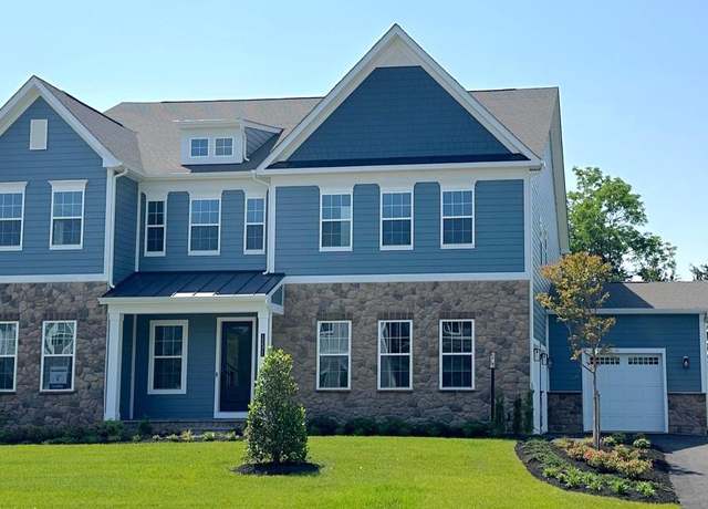 Property at 15571 Cloverland Ln, Haymarket, VA 20169, 6 beds, 6.5 baths