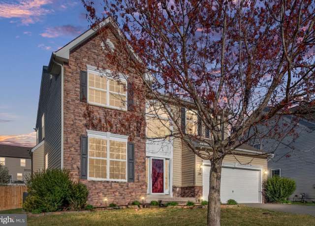 Property at 34 Fountain Dr, Stafford, VA 22554, 4 beds, 3.5 baths