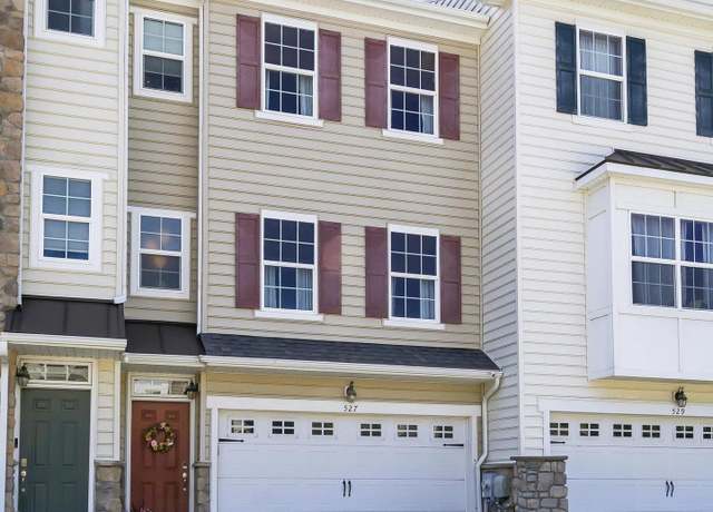 Property at 527 Jacobsen Dr, Newark, DE 19702, 3 beds, 2.5 baths