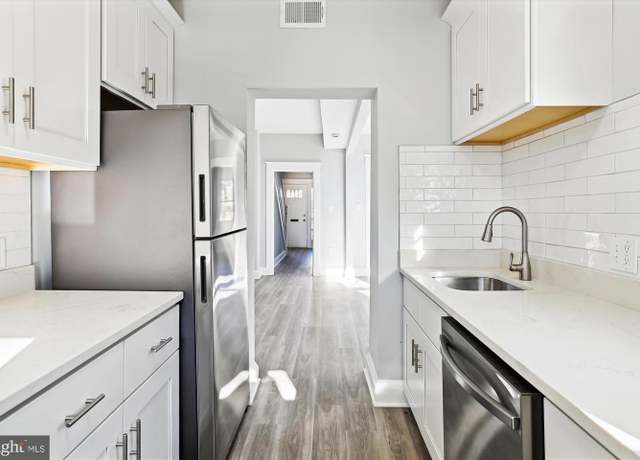 Property at 3633 Edmondson Ave, Baltimore, MD 21229, 3 beds, 1.5 baths