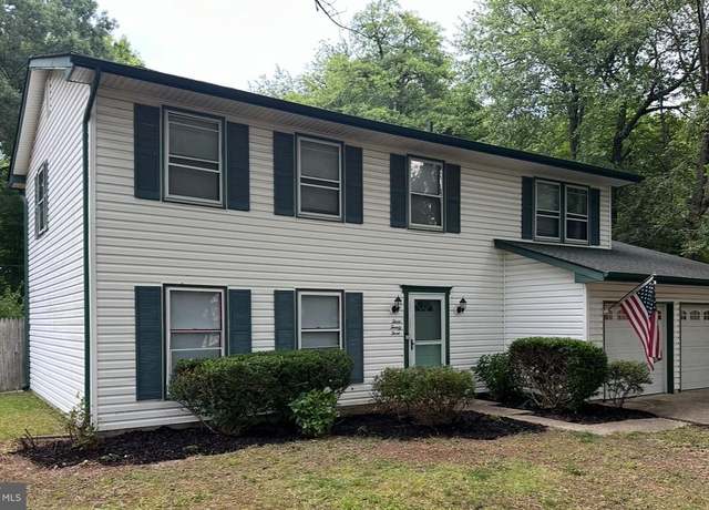 Property at 323 Bucknell Cir, Waldorf, MD 20602, 5 beds, 2.5 baths