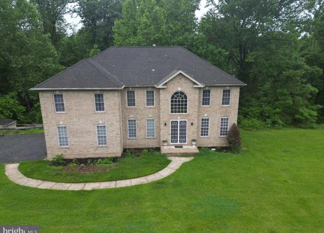 Property at 14714 Mount Calvert Rd, Upper Marlboro, MD 20772, 4 beds, 4.5 baths
