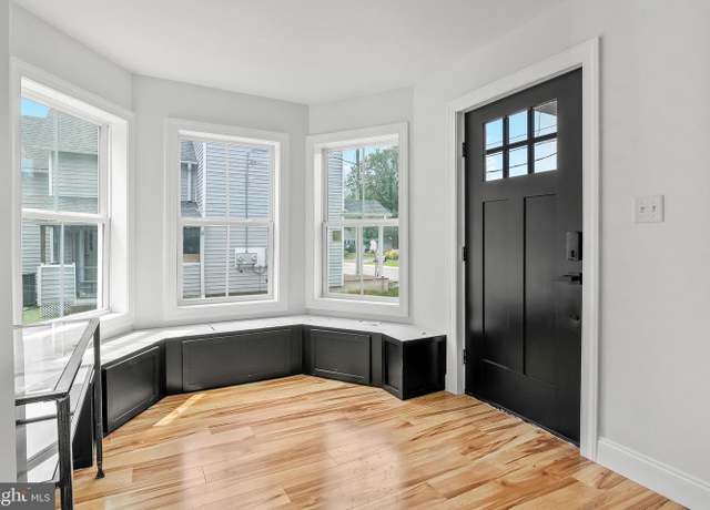 Property at 126 Kidwell Ave, Centreville, MD 21617, 3 beds, 2 baths