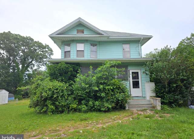 Property at 1666 Magnolia Rd, Vineland, NJ 08361, 3 beds, 2 baths