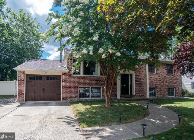 Property at 1509 Hillside Dr, Cherry Hill, NJ 08003, 4 beds, 2.5 baths