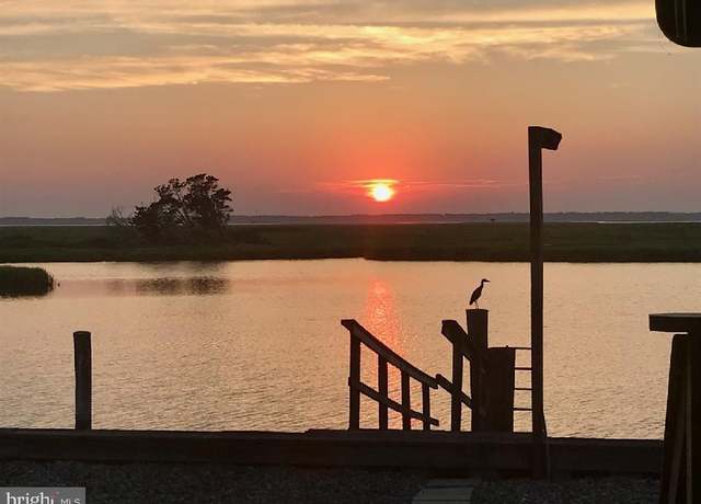 Property at 22 Pelican Dr S, Avalon, NJ 08202