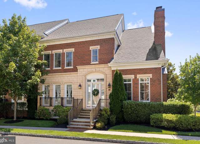 Property at 1 Rabbit Run Dr, New Hope, PA 18938, 3 beds, 4 baths