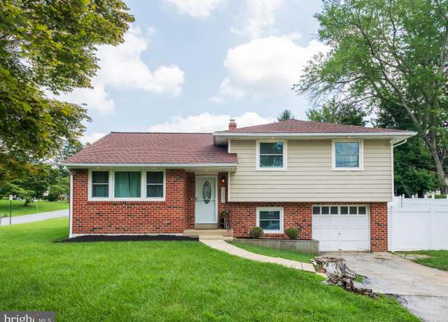Property at 1202 Paoli Pike, West Chester, PA 19380, 3 beds, 1.5 baths
