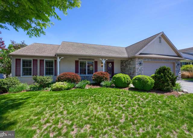 Property at 924 Cambridge Dr, Manheim, PA 17545, 4 beds, 3 baths