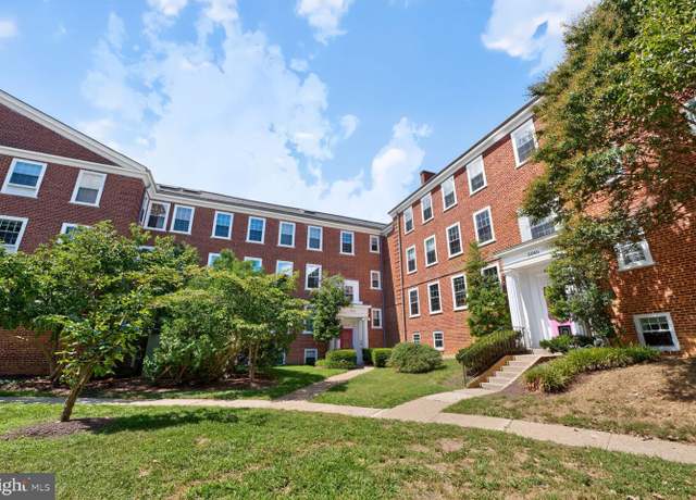 Property at 3530 39th St NW Unit E-653, Washington, DC 20016, 2 beds, 1 bath
