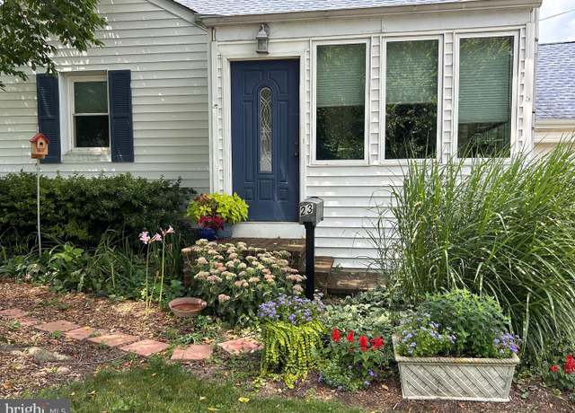 Property at 23 North Ave, Wilmington, DE 19804, 3 beds, 2 baths