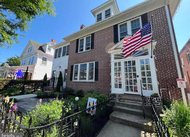 Property at 104 2nd St, Lewes, DE 19958, 3 beds, 2.5 baths