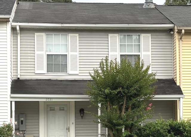 Property at 2031 Tanglewood Dr, Waldorf, MD 20601, 2 beds, 2.5 baths
