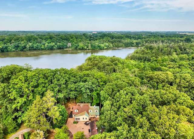 Property at 61 Sunset Lake Rd, Bridgeton, NJ 08302, 3 beds, 2 baths