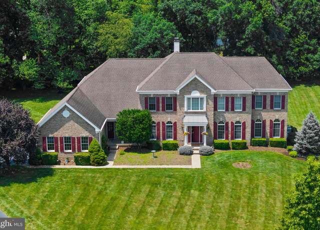 Property at 3 Waterford Ct, Flemington, NJ 08822, 4 beds, 4.5 baths