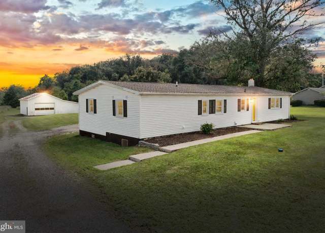Property at 118 Barlow Greenmount Rd, Gettysburg, PA 17325, 3 beds, 2 baths